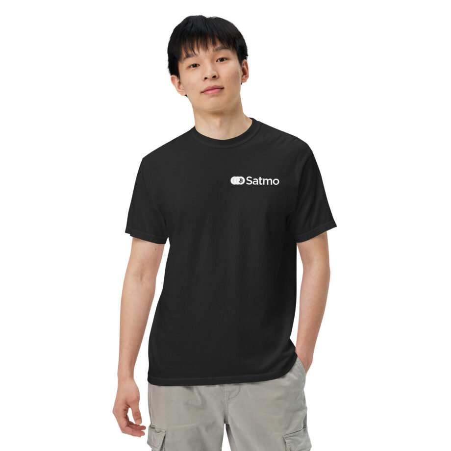 Satmo White - Black Tee