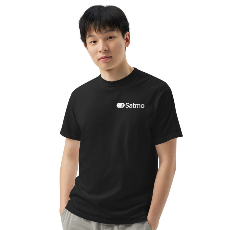 Satmo White - Black Tee